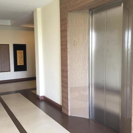 Kitlada Hotel Udonthani Bagian luar foto