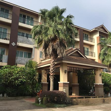 Kitlada Hotel Udonthani Bagian luar foto