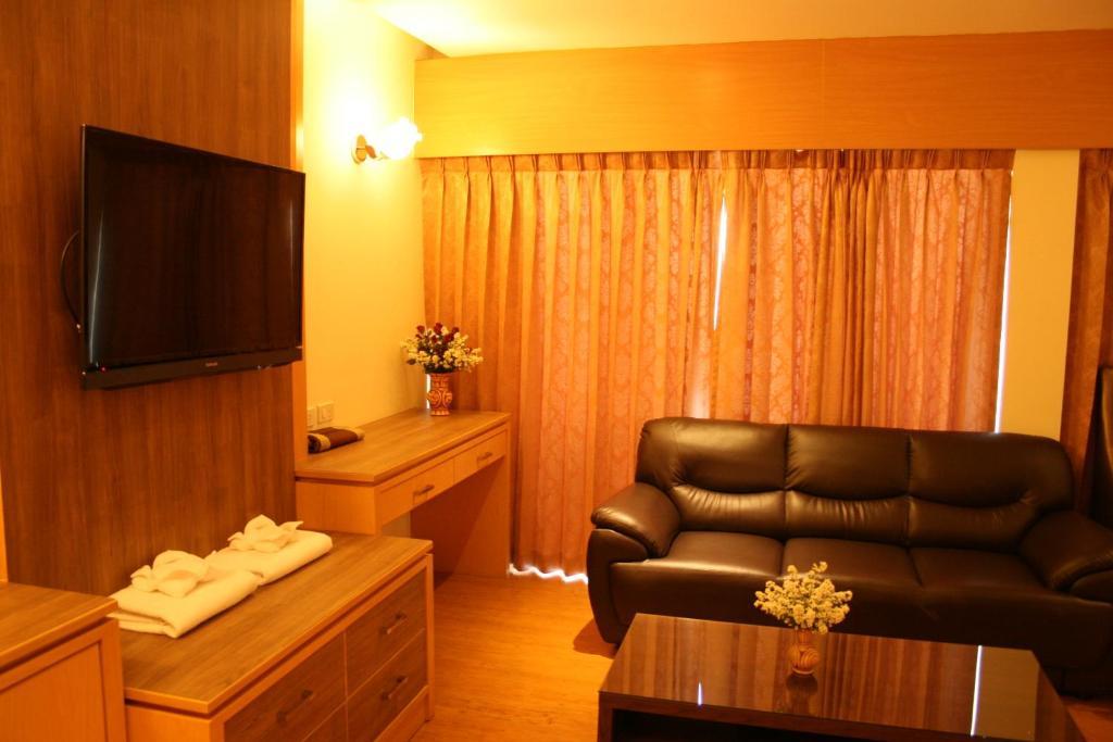 Kitlada Hotel Udonthani Bagian luar foto