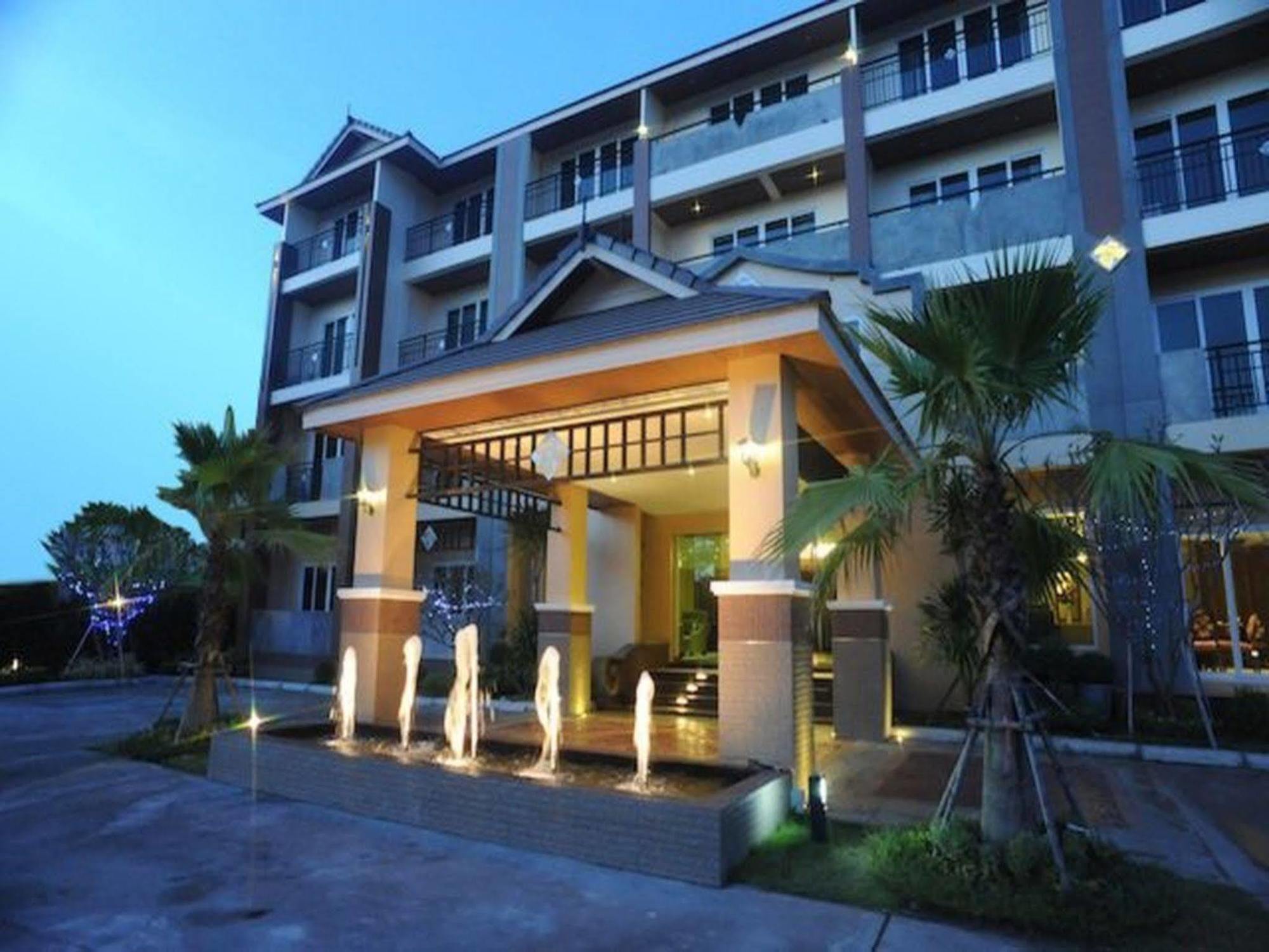 Kitlada Hotel Udonthani Bagian luar foto