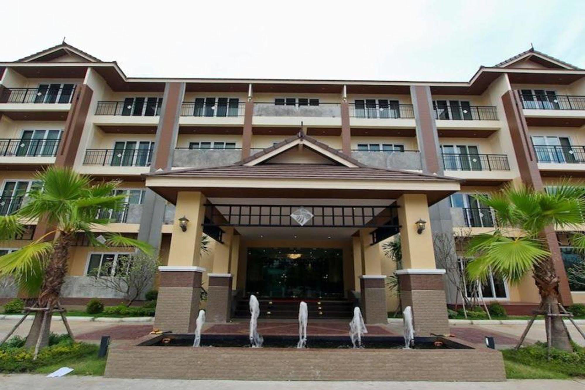 Kitlada Hotel Udonthani Bagian luar foto